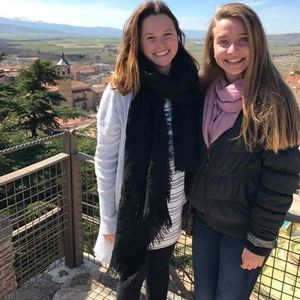 Meet your Posher, Lauren